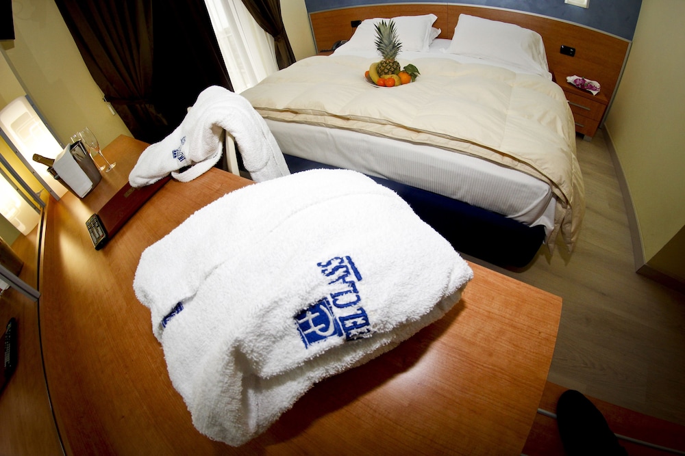Best Western Hotel Class 16/31