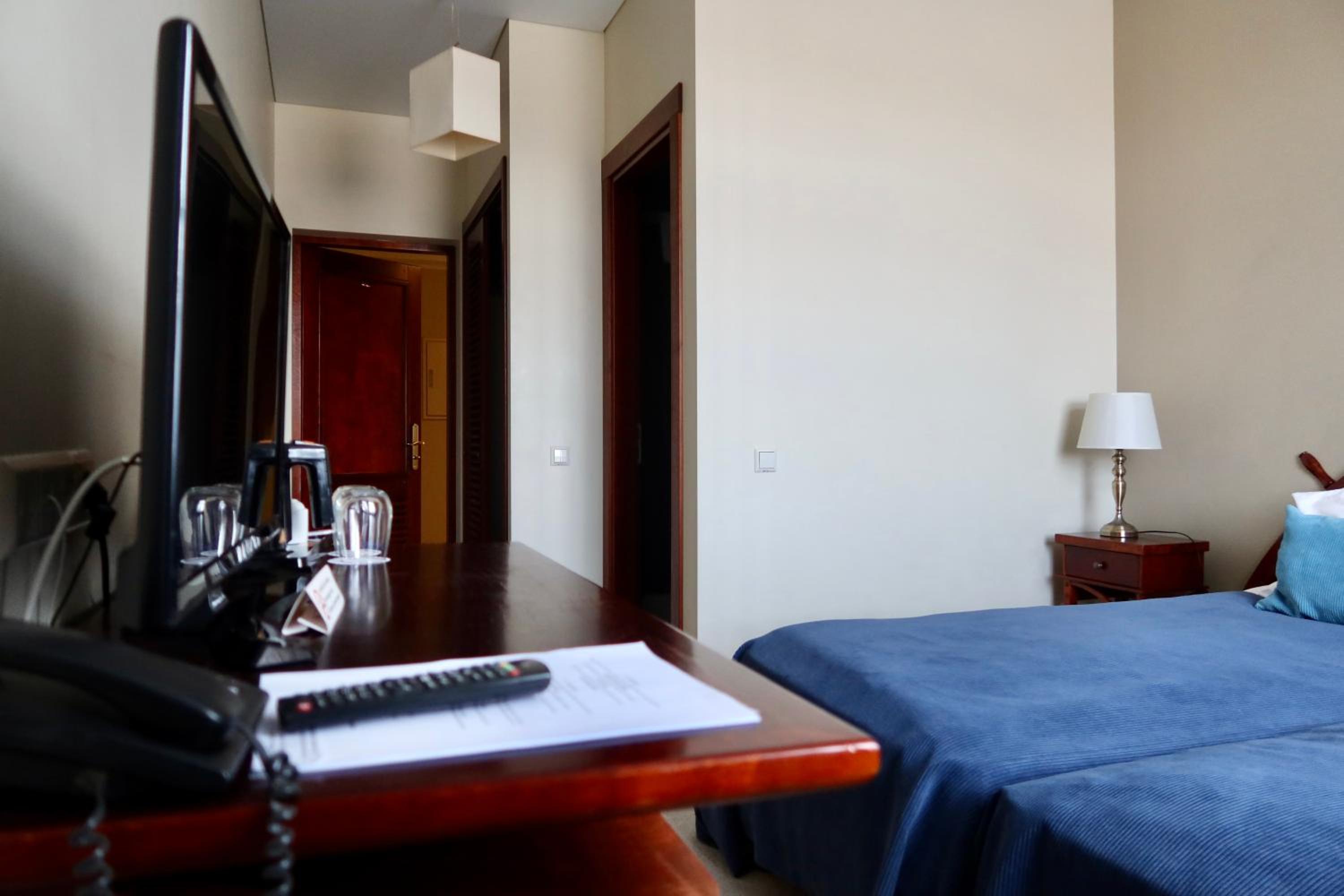 Standard, Double or Twin Bed