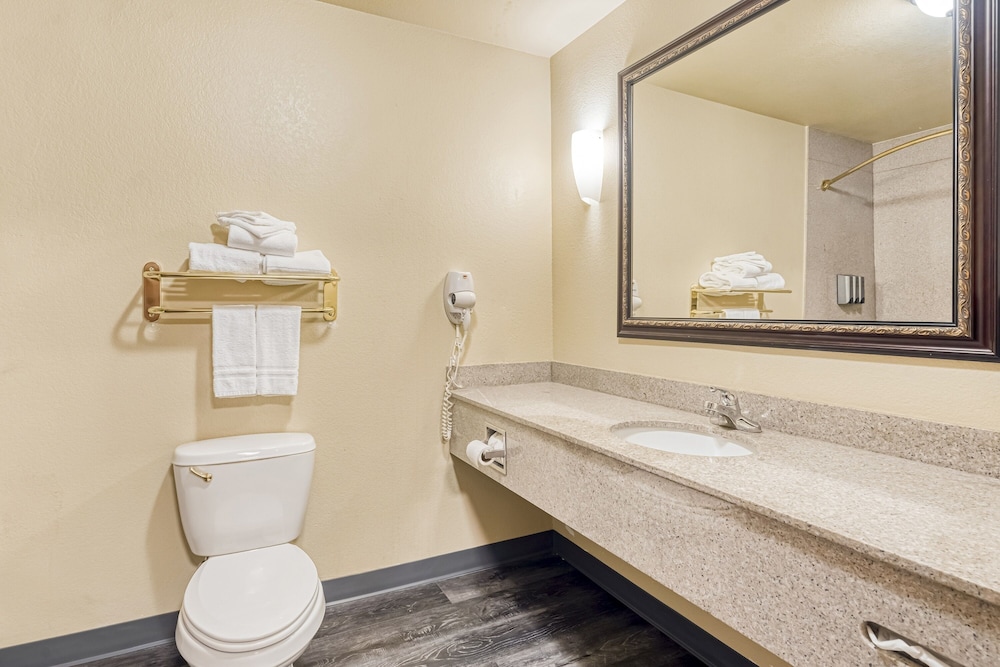 Spark by Hilton Wichita Falls 8/41