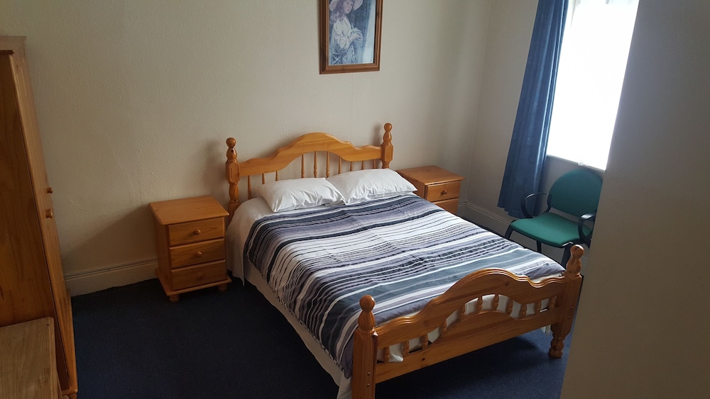 Grafton House B&amp;B 4/25