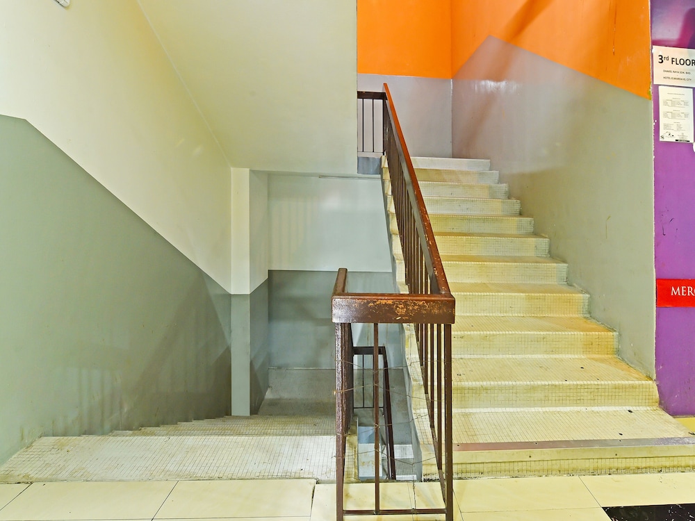 OYO 90138 Hotel Elwarda Klcity photo2