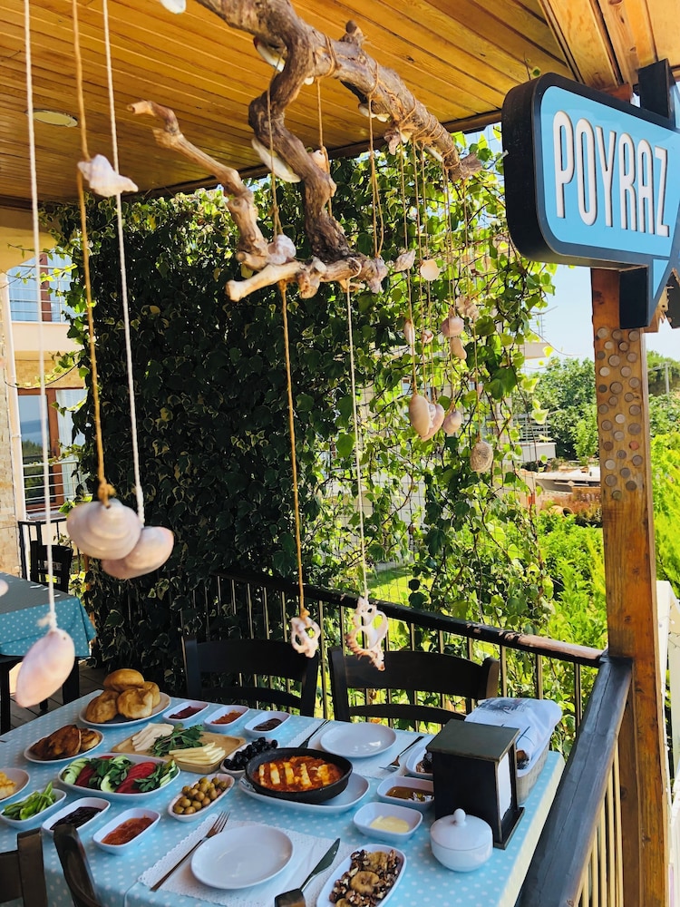 Poyraz Konuk Evi 30/44