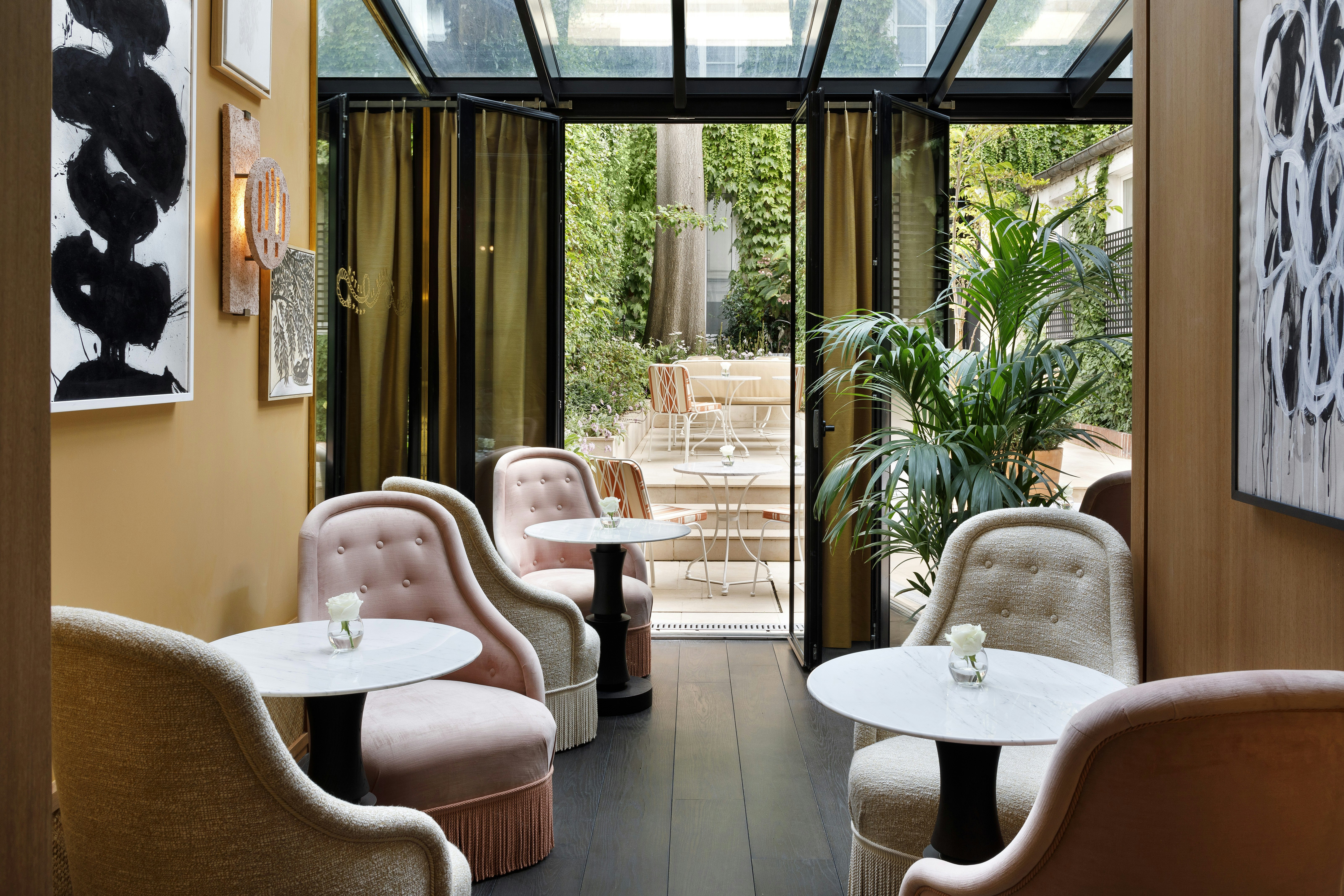 Le Belgrand Hotel Paris Champs Elysees, Tapestry Collection by Hilton 20/20