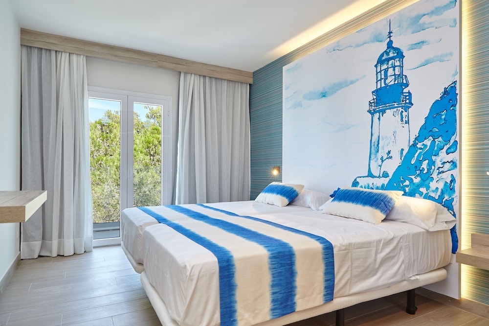 Sol Bahia Ibiza Suites 13/41