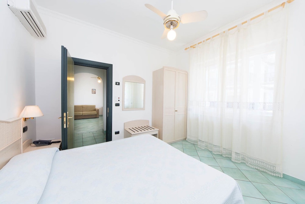 La Residenza Aparthotel 18/35