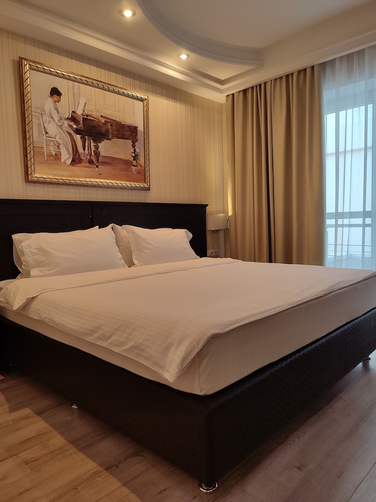 Mercure Chisinau Center Jazz Hotel 16/58