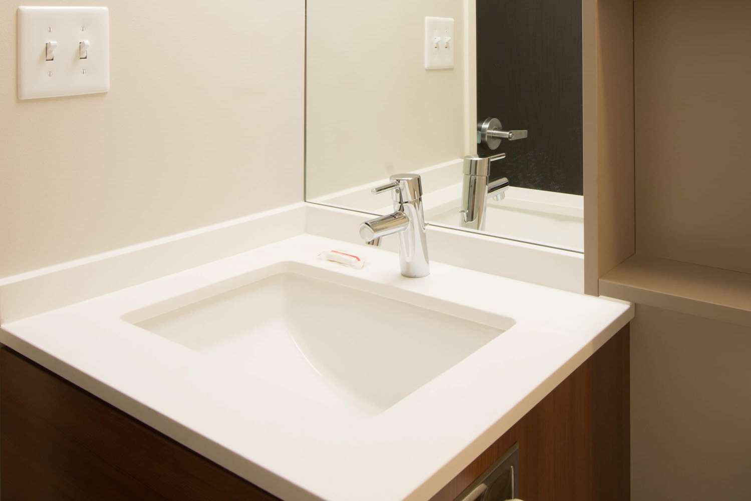 Microtel Inn and Suites By Wyndham Philadelphia Airport Ridley 13/13