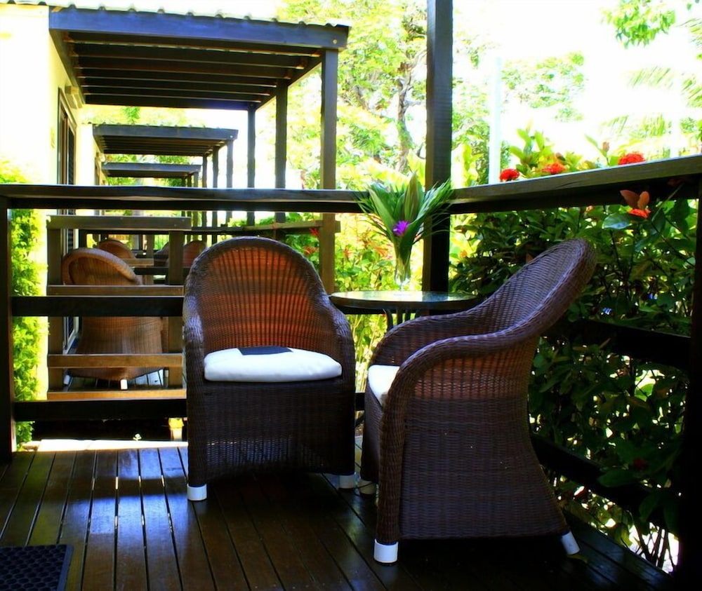 Wongai Beach Hotel 48/75