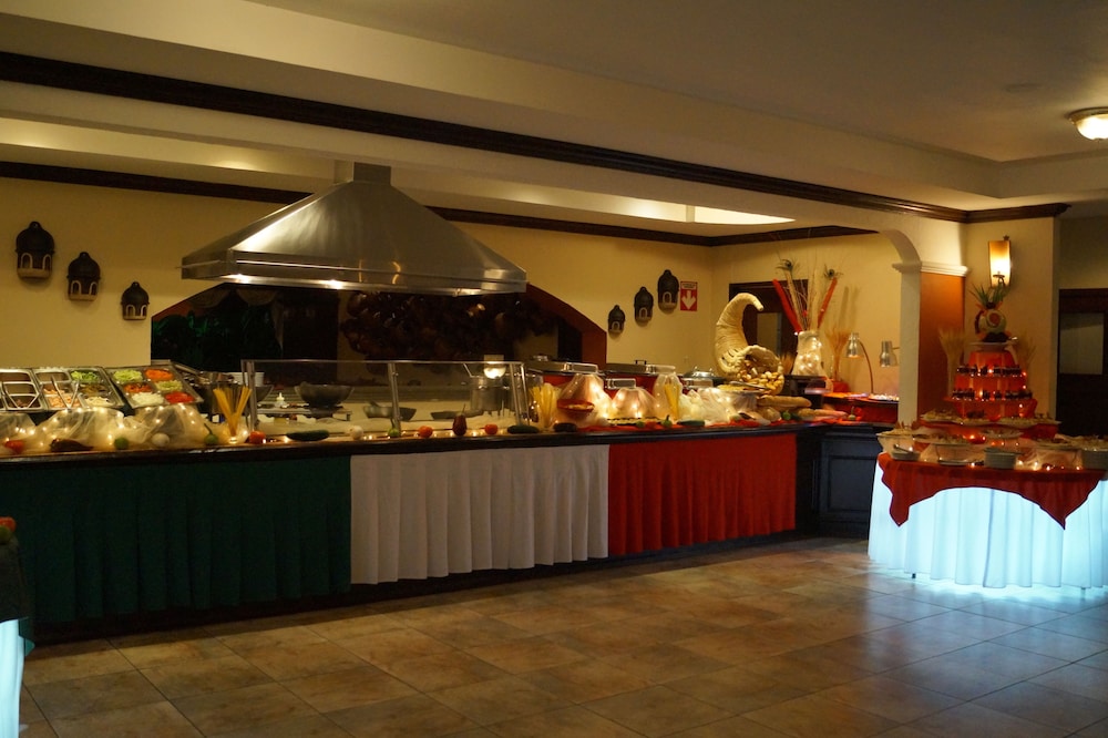 Hotel Soleil la Antigua 7/67