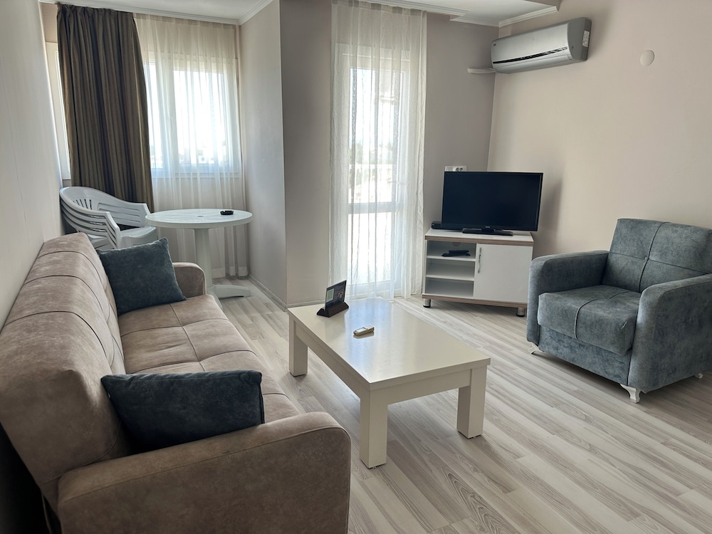 Silver Tower Residence 18/50