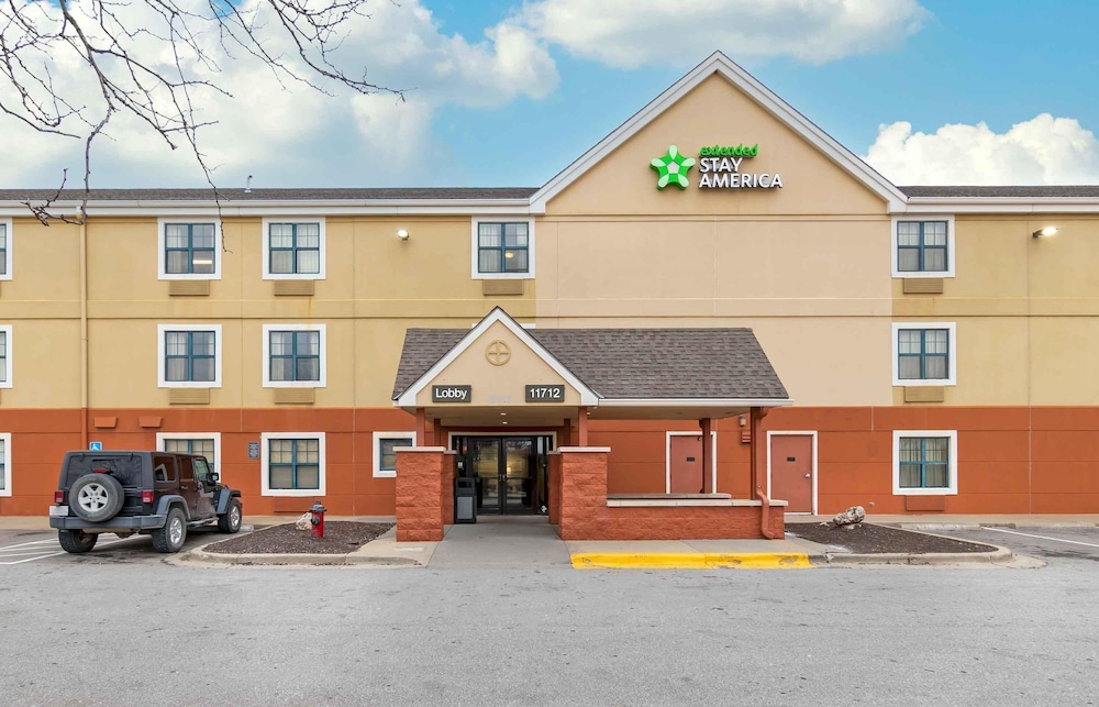 Extended Stay America Suites Kansas City Airport 38/45