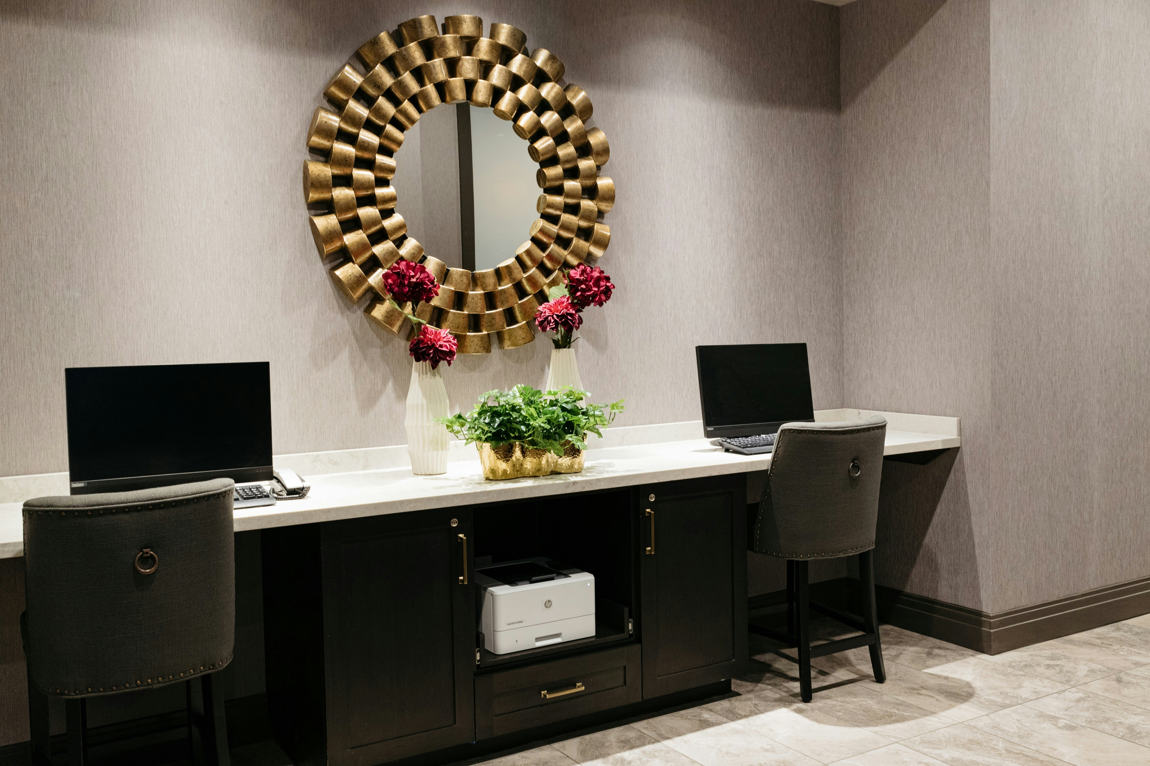 The Axis Moline Hotel Tapestry Collection By Hilton 14/15