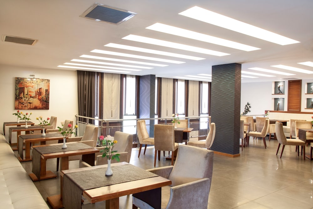 Blanca Hotel Izmir 50/64