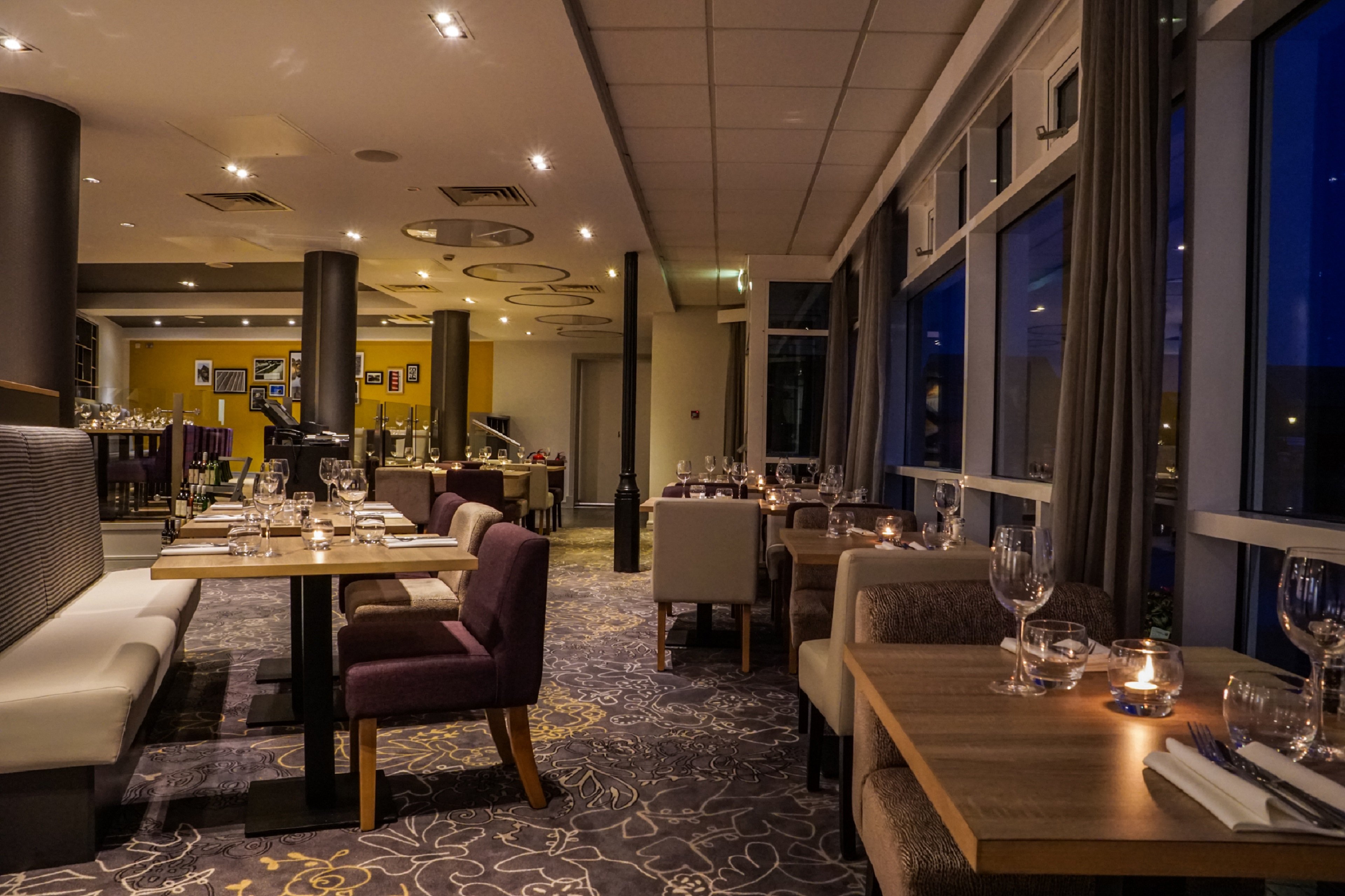 Holiday Inn Ellesmere Port Cheshire Oaks 15/48