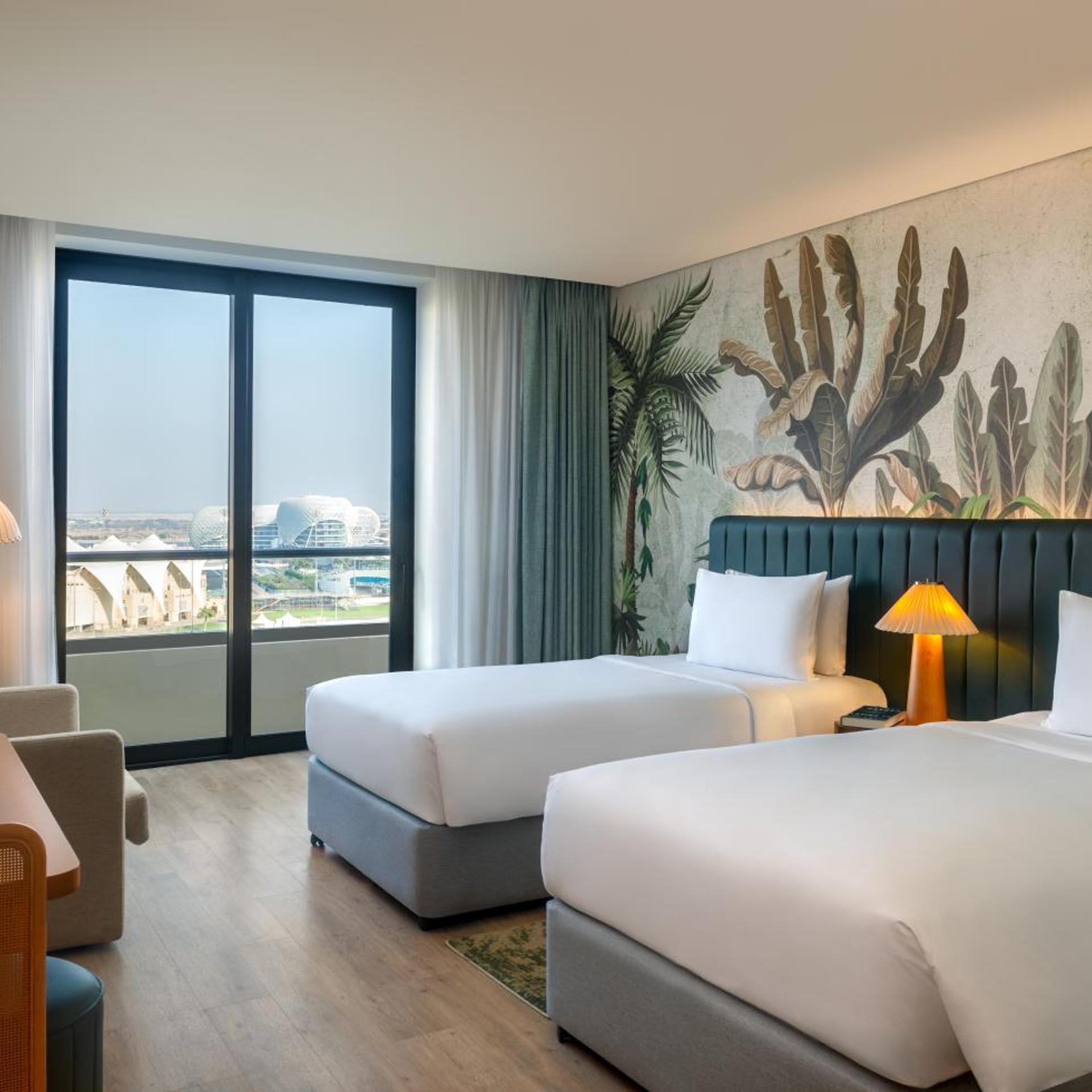 Deluxe, Single Bed, Plaza View, Balcony