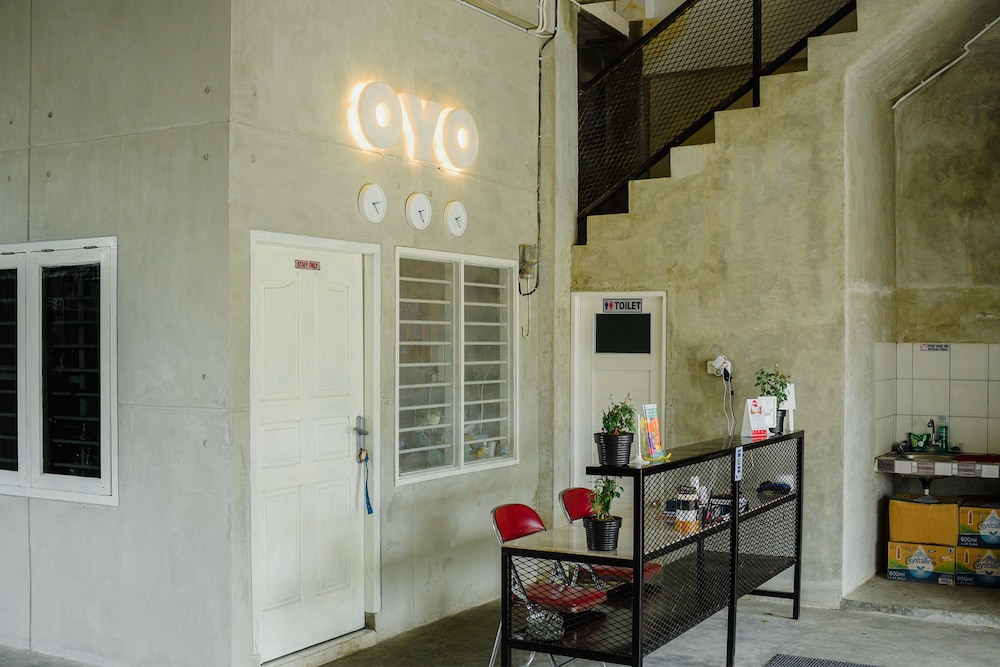 Oyo 183 The Pipe House 29/33