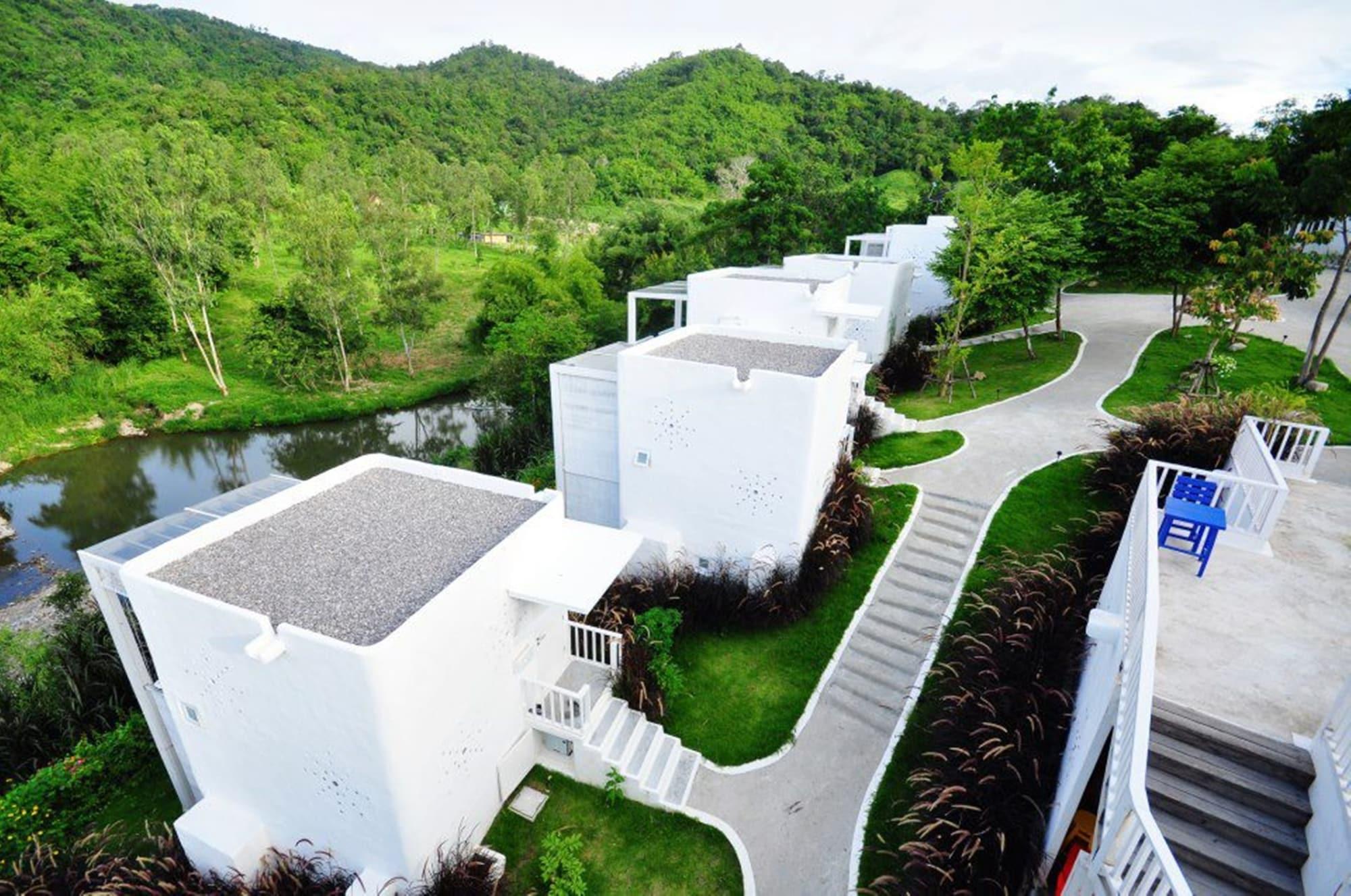 Aristo Chic Resort & Farm 32/39