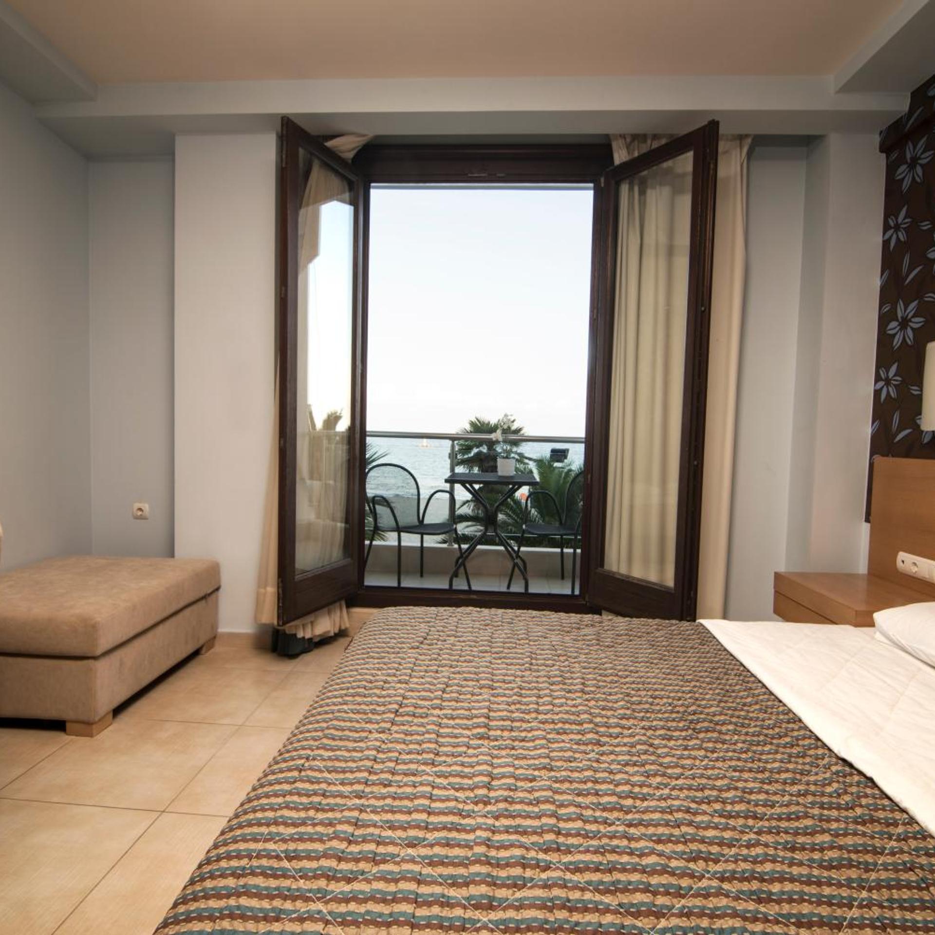 Mistral Seaside Hotel 27/36