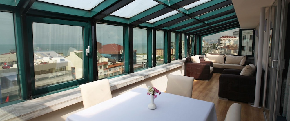 Konak Park Hotel 30/31