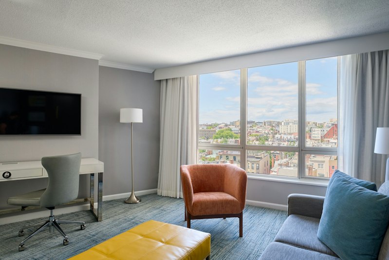 The Ven at Embassy Row 4/5