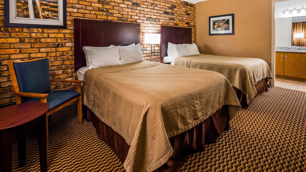 Best Western State Fair Inn 6/28