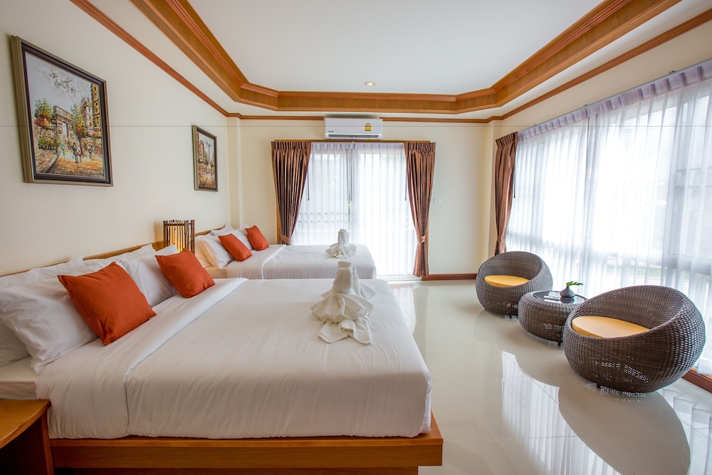 Phurua Inn 9/30