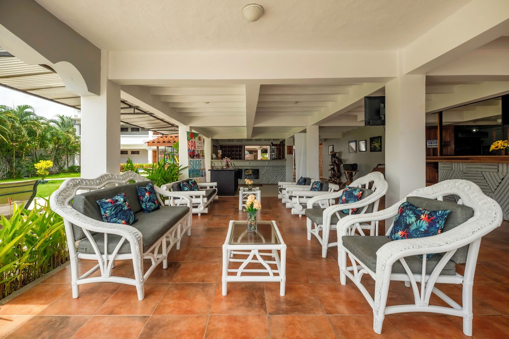 Jacó Laguna Resort and Beach Club 52/68