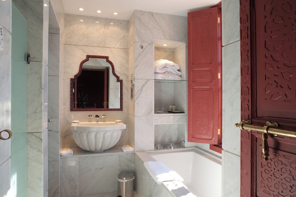 Tigmiza Boutique Hotel Spa 74/75
