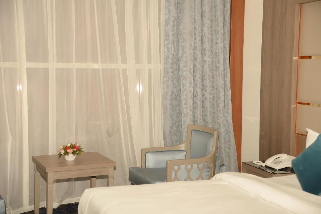 فندق مورا(Mora Hotel) 22/36