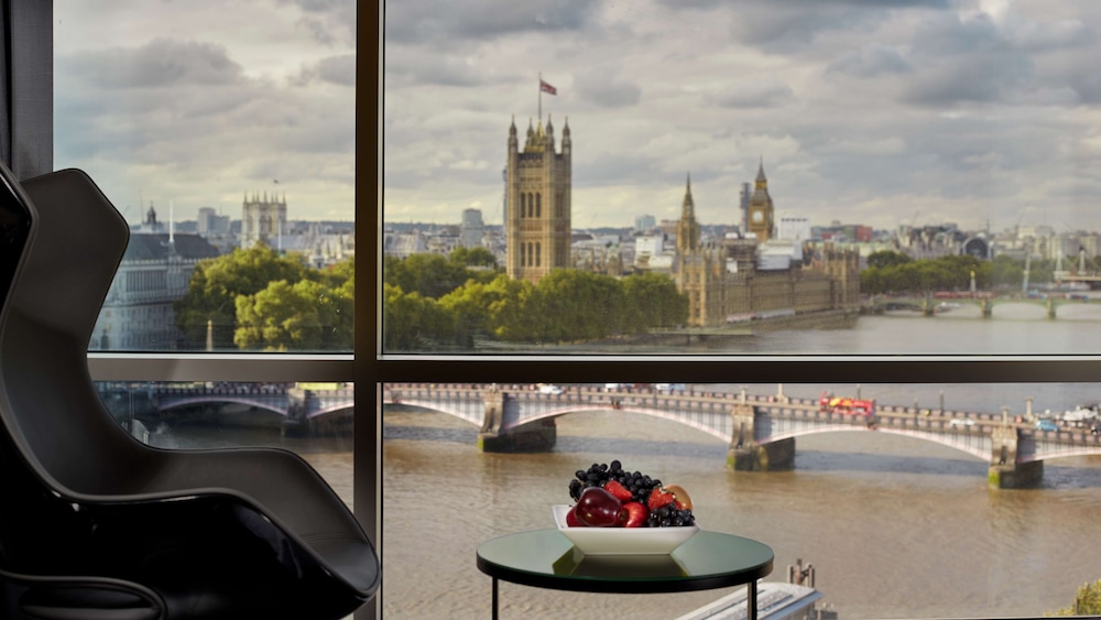 Park Plaza London Riverbank 70/75