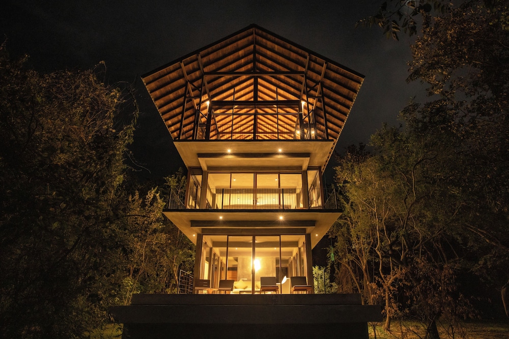 Wild Grass Nature Resort 5/50