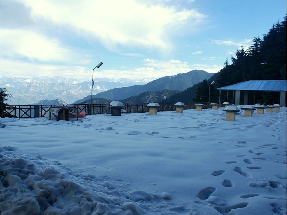Snow Valley Resorts 45/50