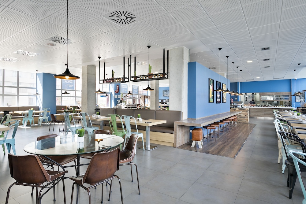 Madrid Airport Suites Affiliated By Melia 58/67