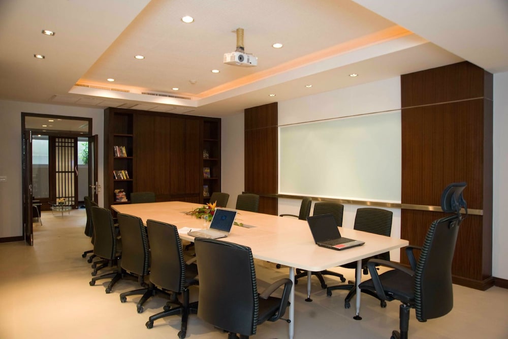 Sareeraya Villas and Suites 36/50