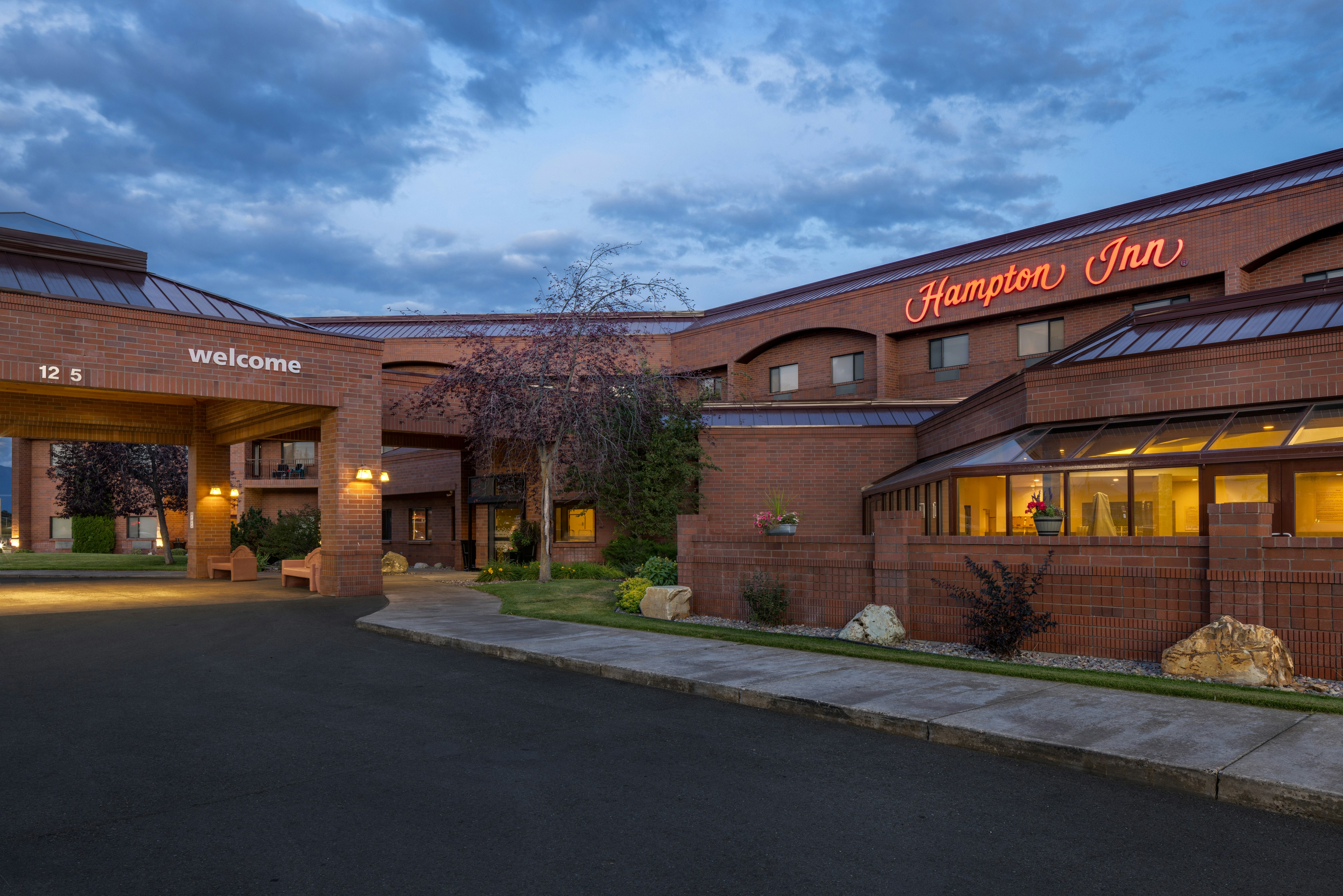 Hampton Inn Kalispell 3/44