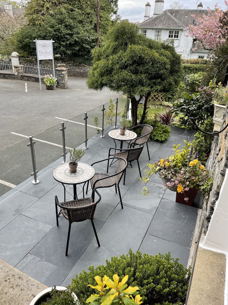 Wheatlands Lodge Bed Breakfast 54/65