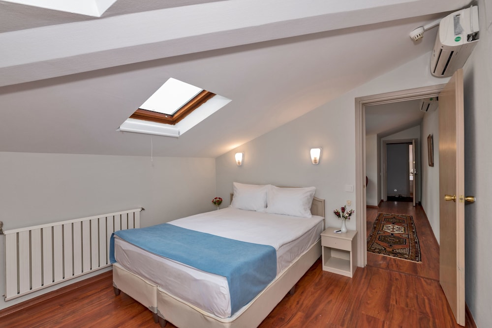 Febor Park Hotel 7/60