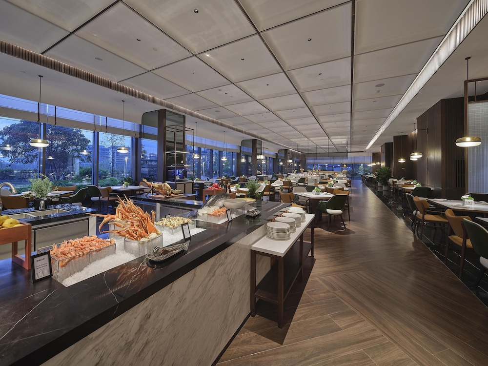 Hilton Quzhou 40/54