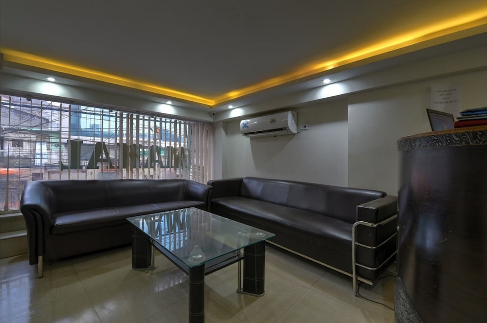 Airport Hotel Mahal 48/50