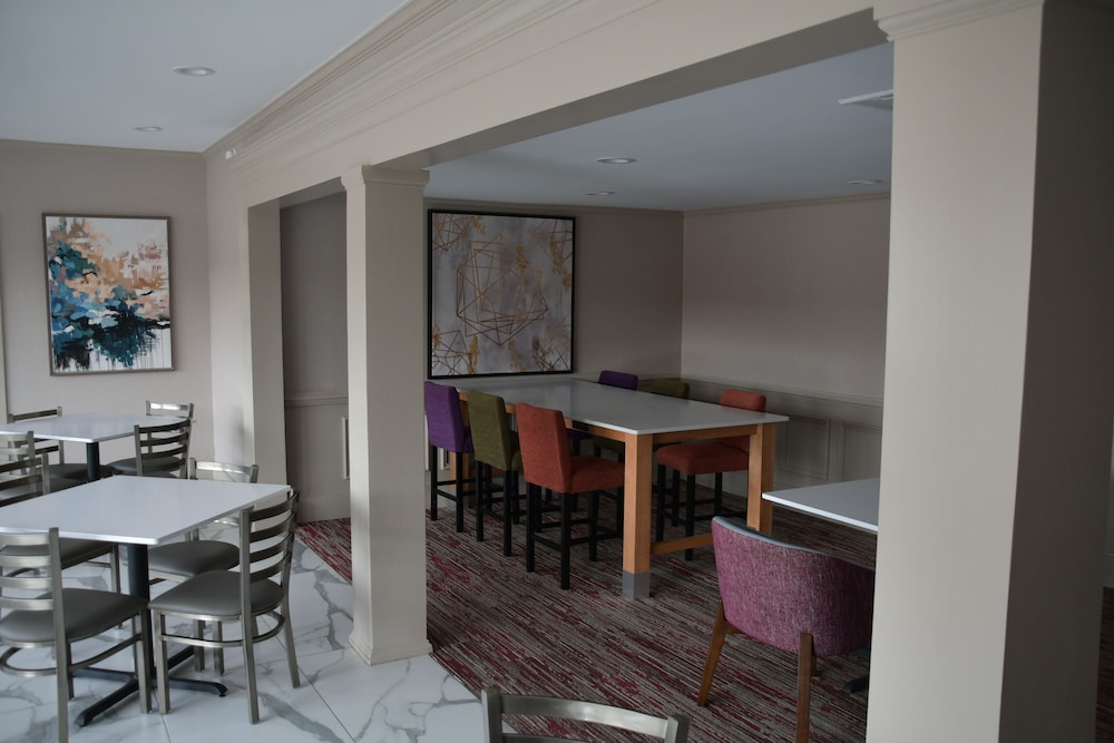 restaurant cafeteria