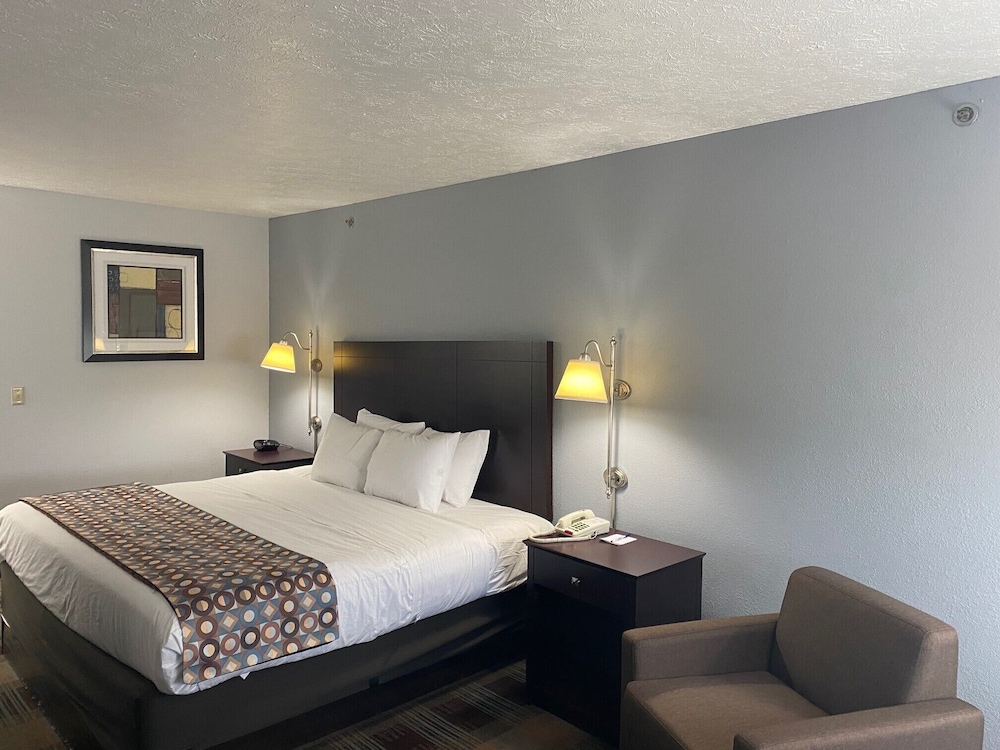 Baymont by Wyndham Danville IL 17/41