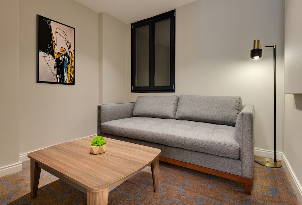 Gleam Collection Hotel 45/62