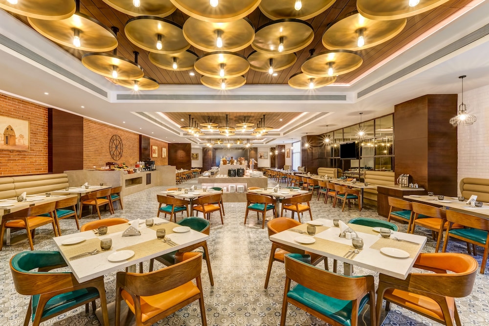Lemon Tree Premier, Dwarka 37/50