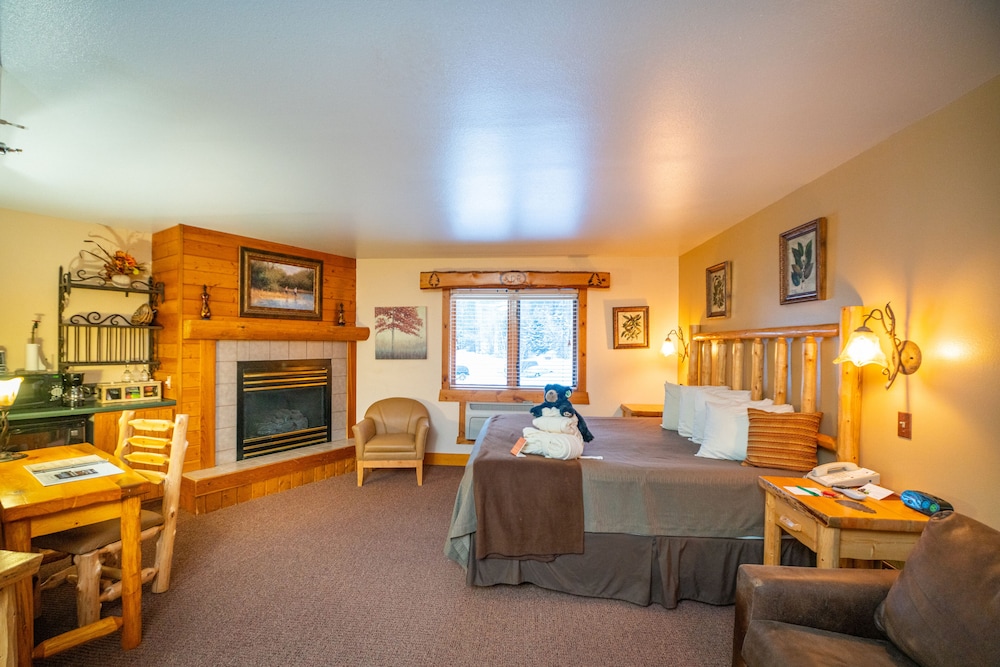 Spearfish Canyon Lodge 40/75