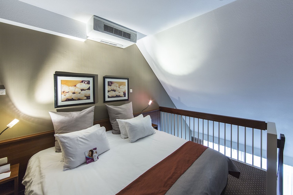Crowne Plaza Maastricht 12/80