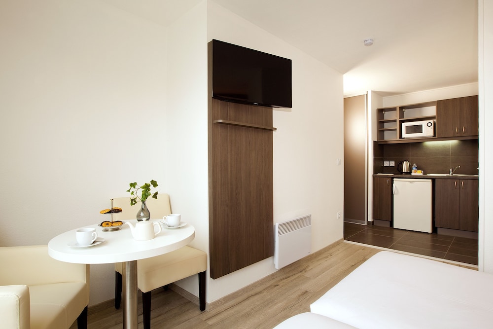 Apts Sejours Et Affaires Montreuil 11/45