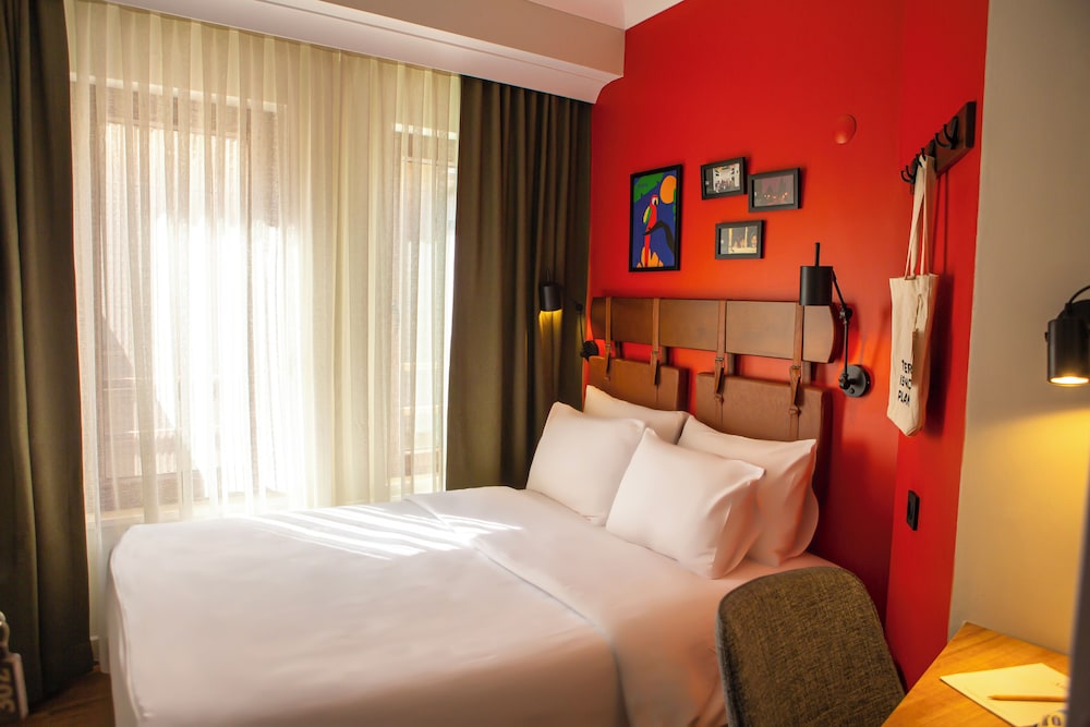 Design, Double Bed, Small