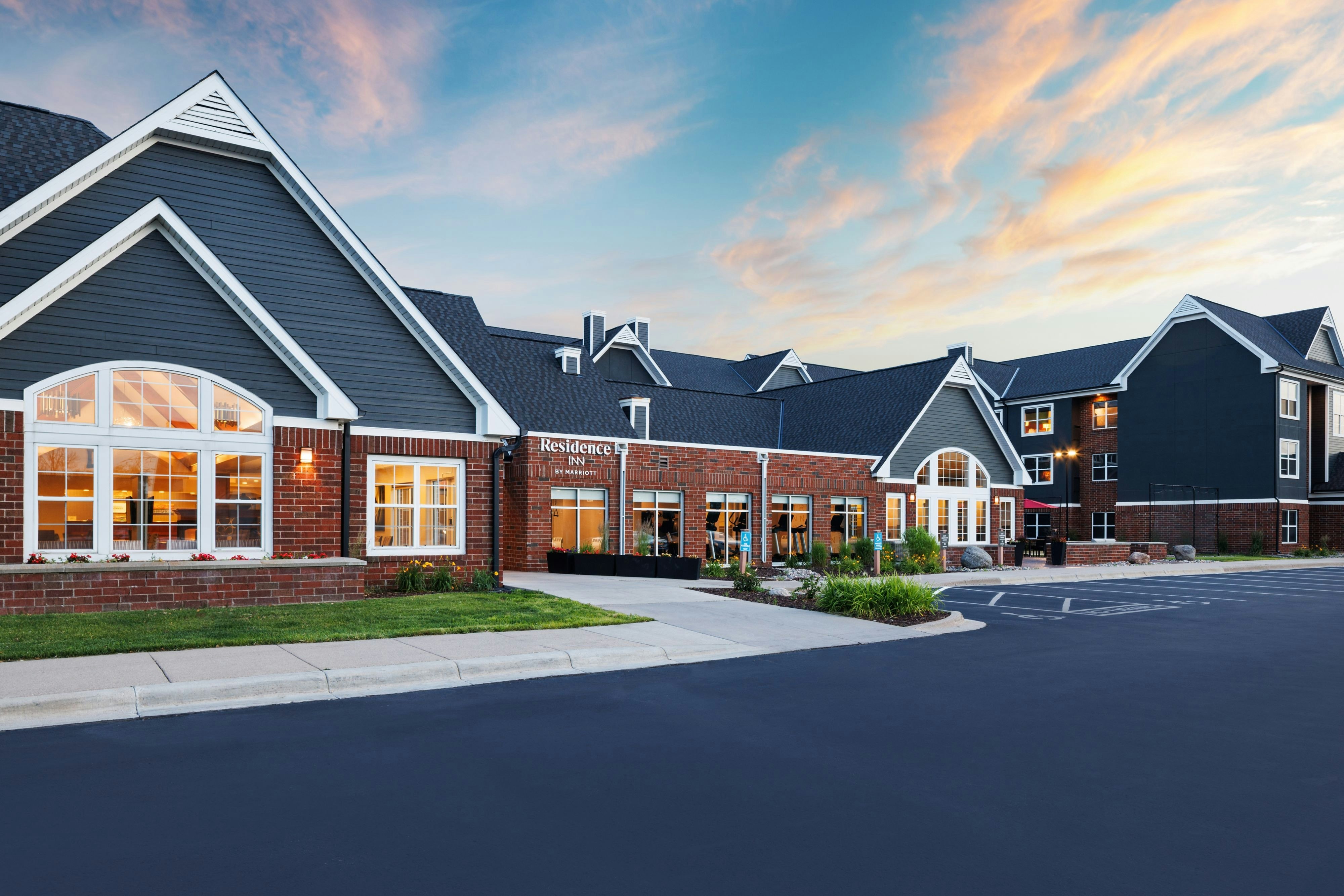 Residence Inn By Marriott Minneapolis St Paul Roseville 20/21