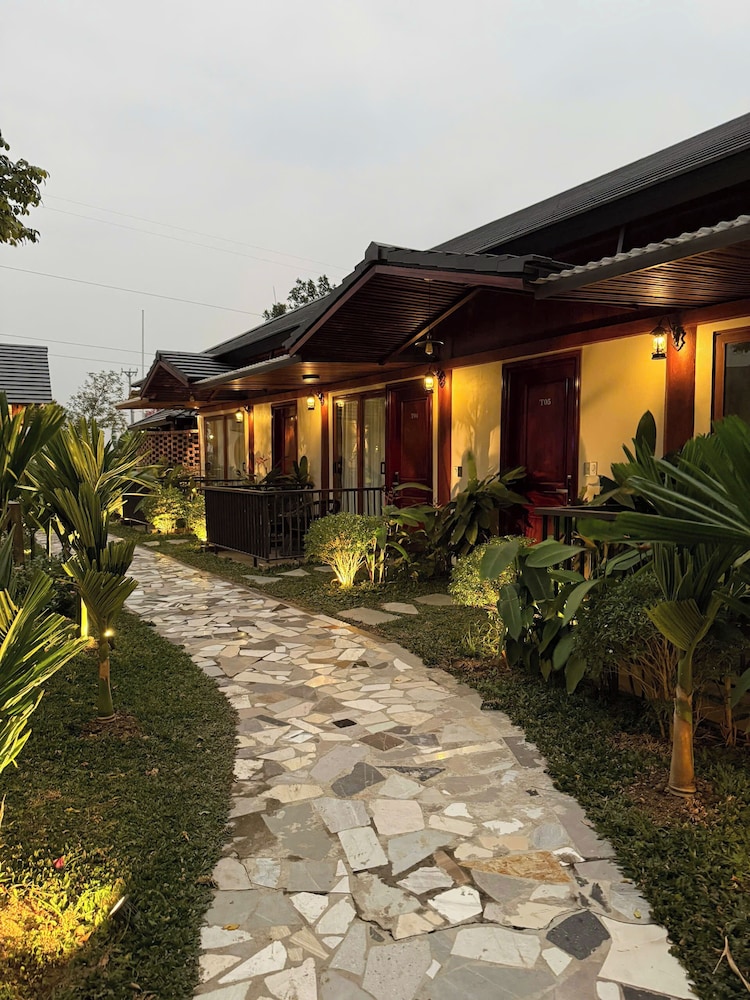 Athena Premier Resort Ninh Bình 5/50