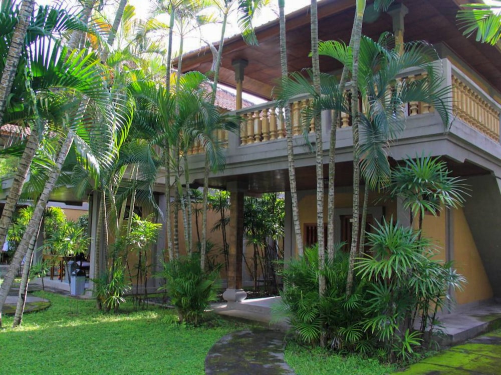Suji Bungalow 12/66